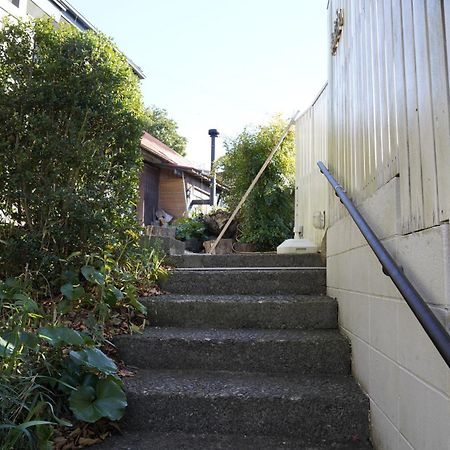 Gloce 葉山 囲炉裏付古民家ゲストハウス L Hayama Old Folk House With Sunken Hearth Exteriör bild