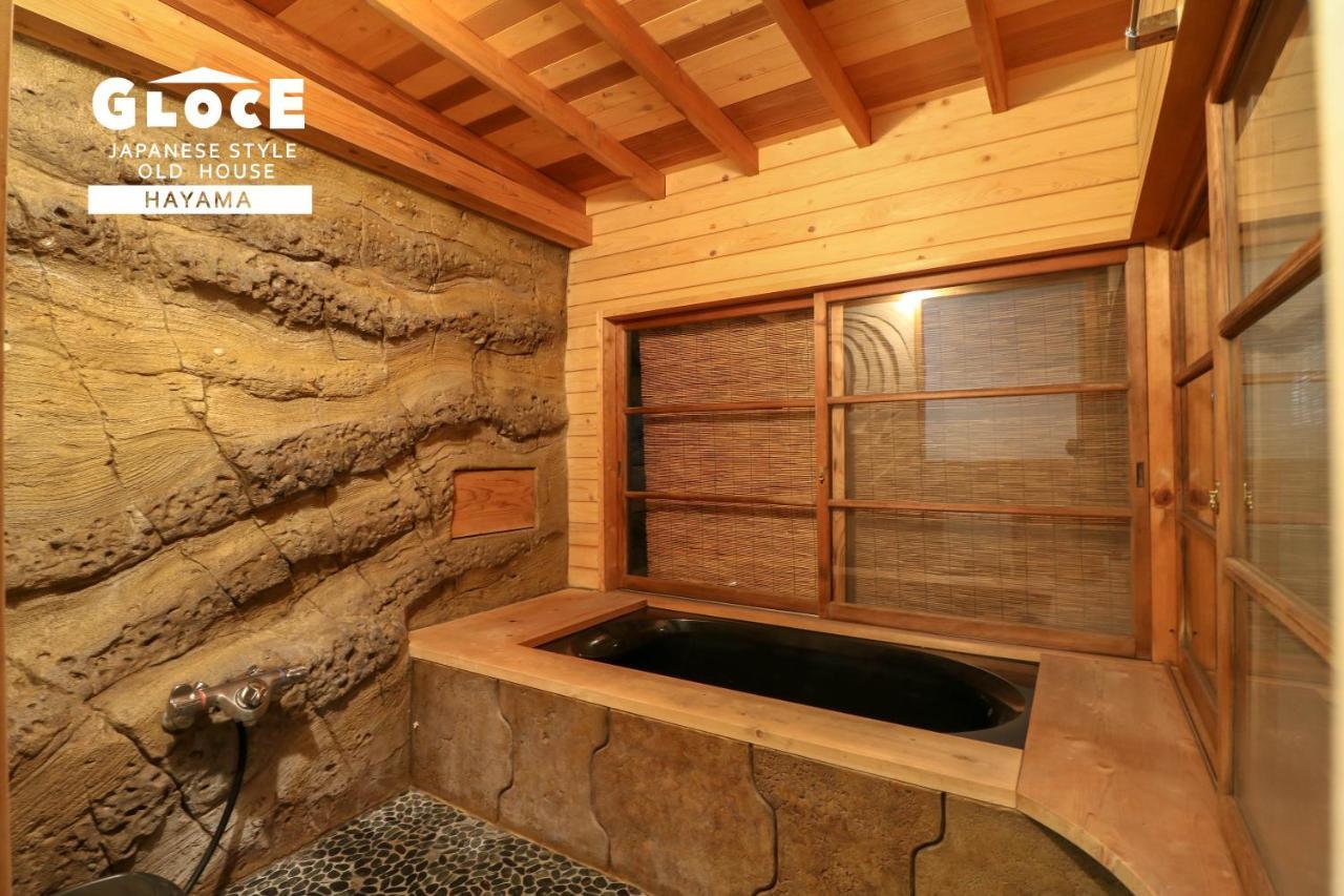 Gloce 葉山 囲炉裏付古民家ゲストハウス L Hayama Old Folk House With Sunken Hearth Exteriör bild